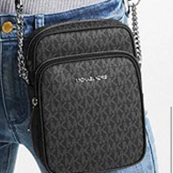 Michael Kors Jet Set Travel Flight Crossbody - Picture 13 of 16